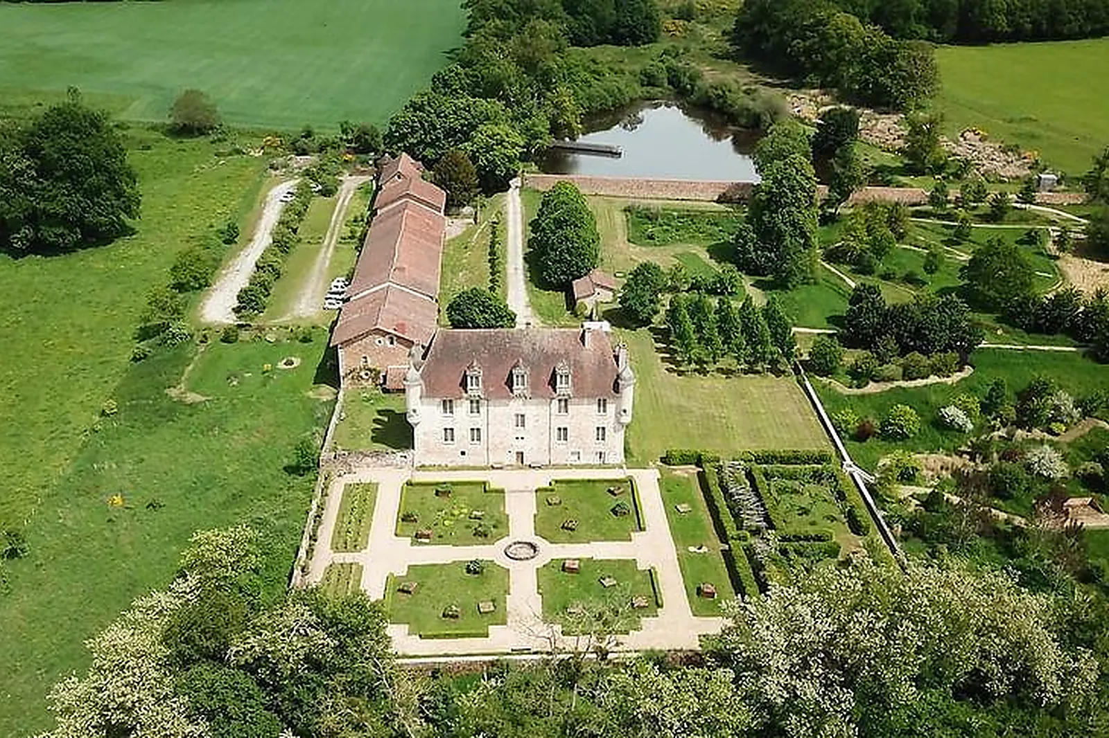 Lieux événementiels, CHÂTEAU DE LA BORIE