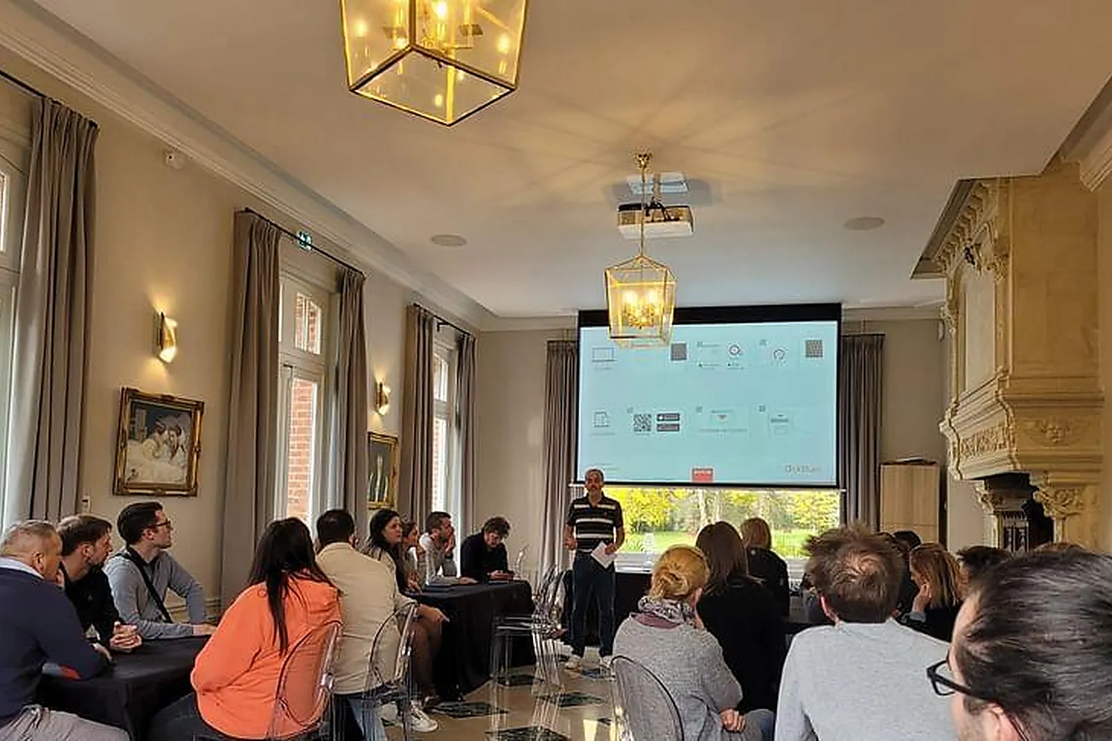 Lieux événementiels, RUE DU BOUQUET DE LONGCHAMP PARIS