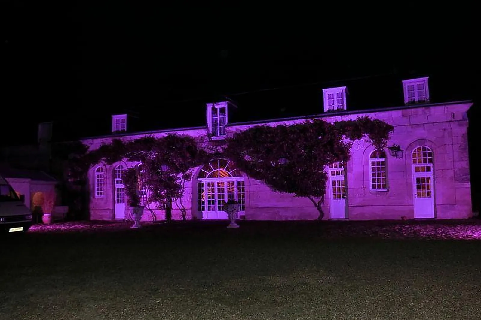 Lieux événementiels, CHÂTEAU DE LA MÉZIÈRE