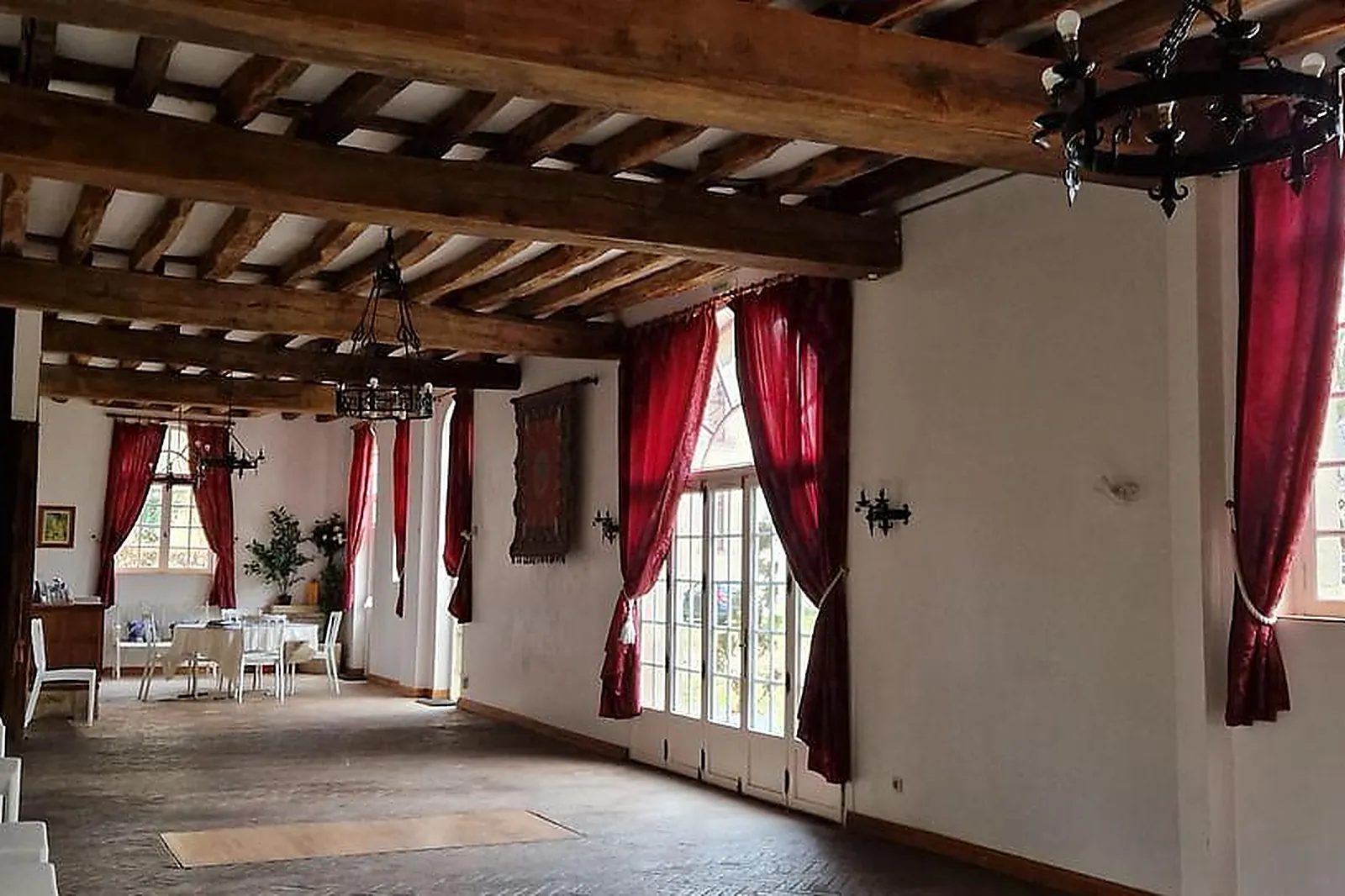 Lieux événementiels, CHÂTEAU DE LA MÉZIÈRE