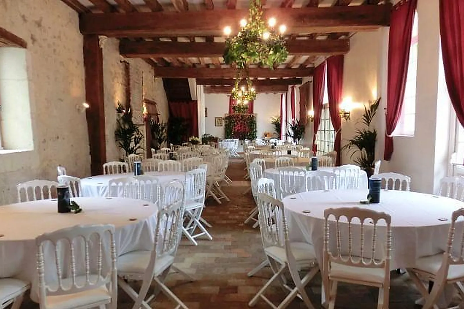 Lieux événementiels, CHÂTEAU DE LA MÉZIÈRE