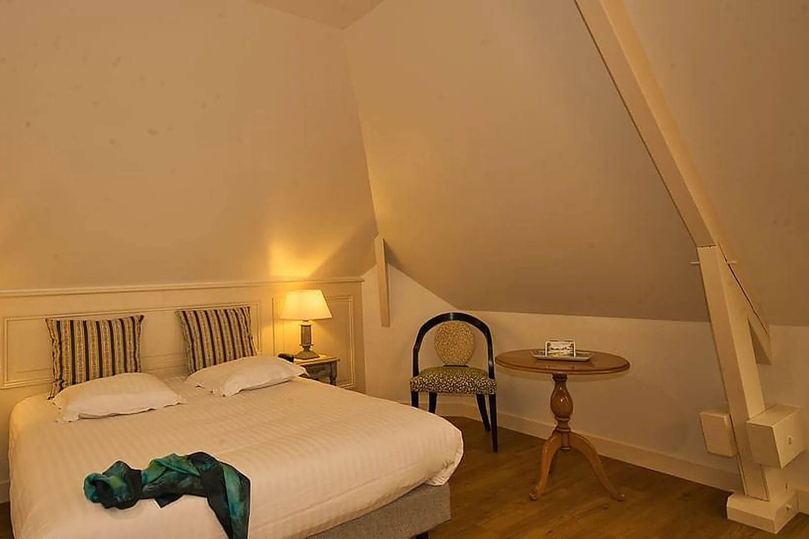 Lieux événementiels, CHÂTEAU DE LA ROZELLE - HÔTEL ****