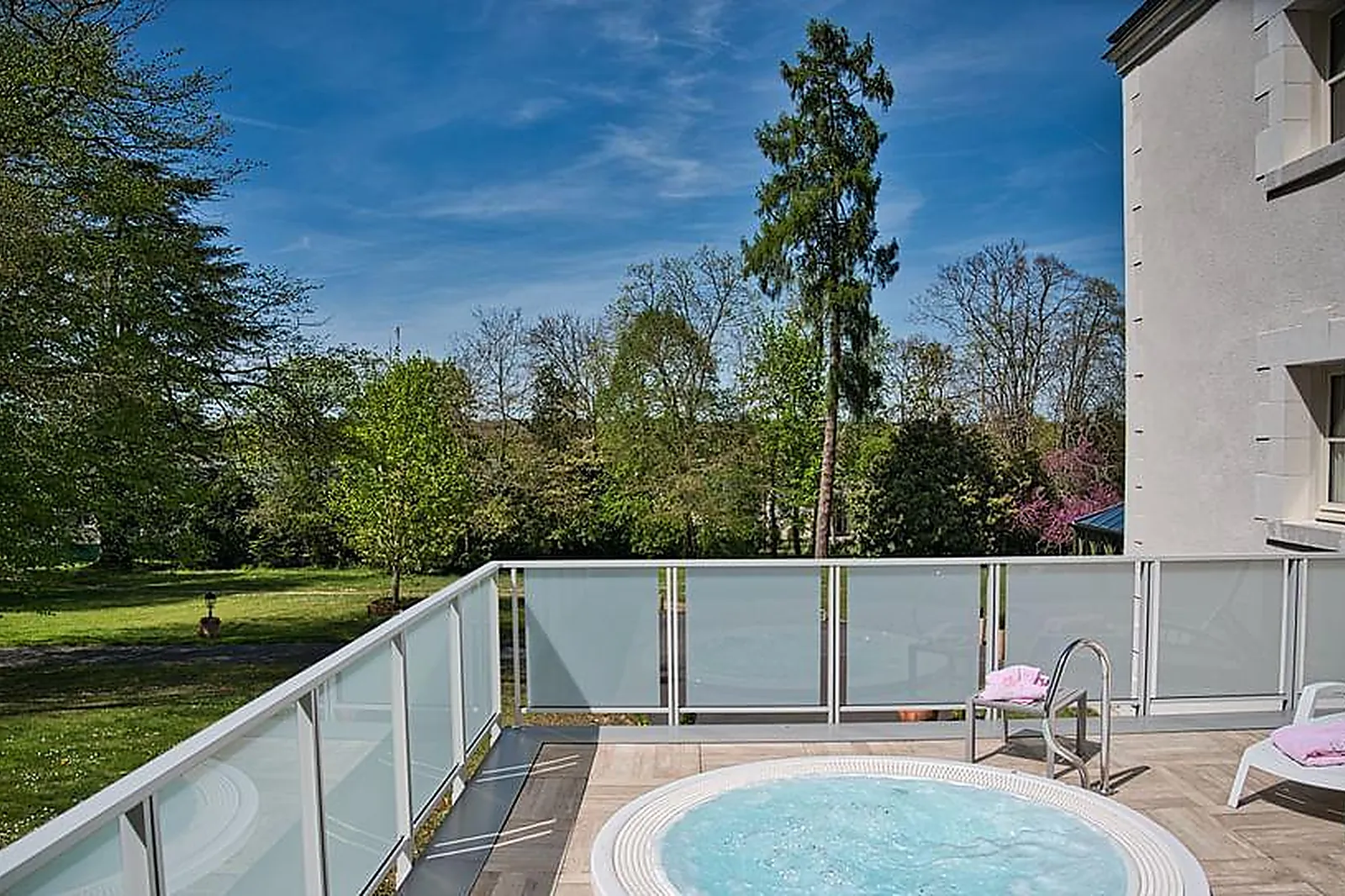 Lieux événementiels, CHÂTEAU DE LA ROZELLE - HÔTEL ****