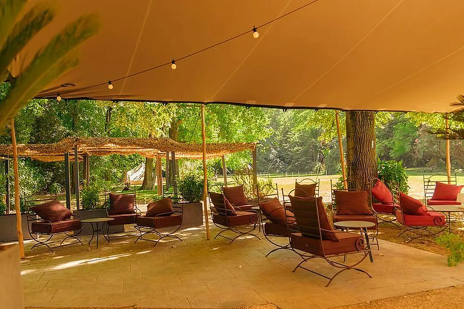 Lieux événementiels, CHÂTEAU DE LÉOGNAN