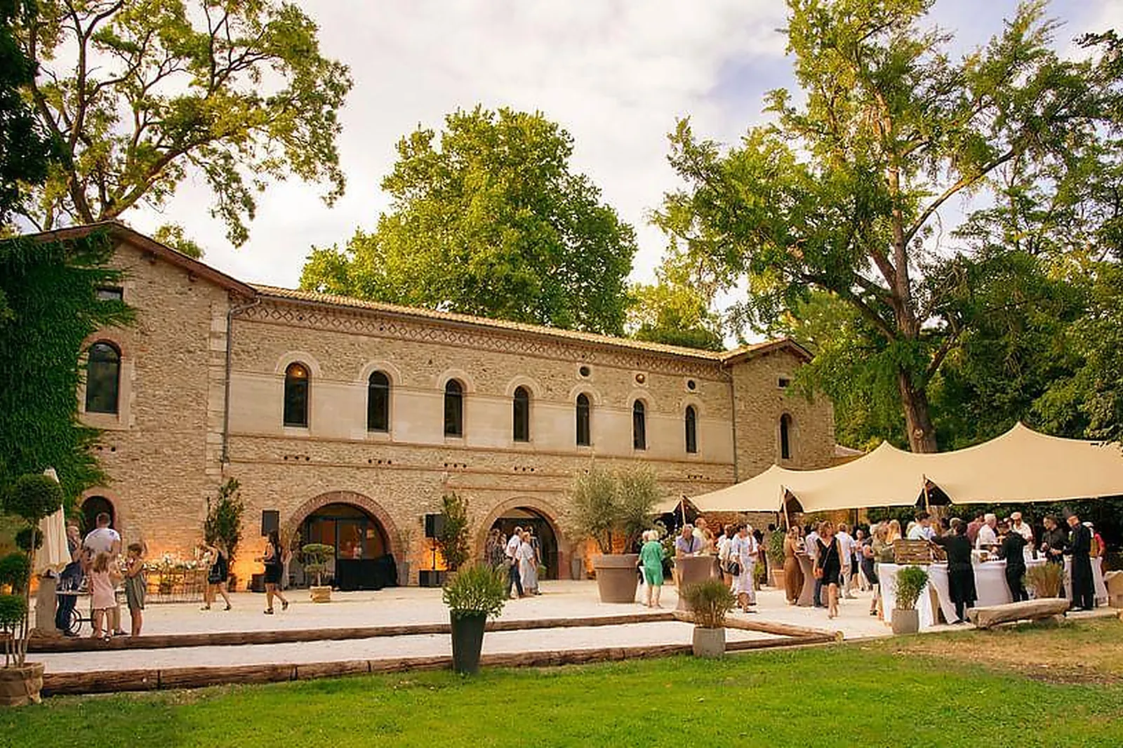 Lieux événementiels, CHÂTEAU DE LÉOGNAN