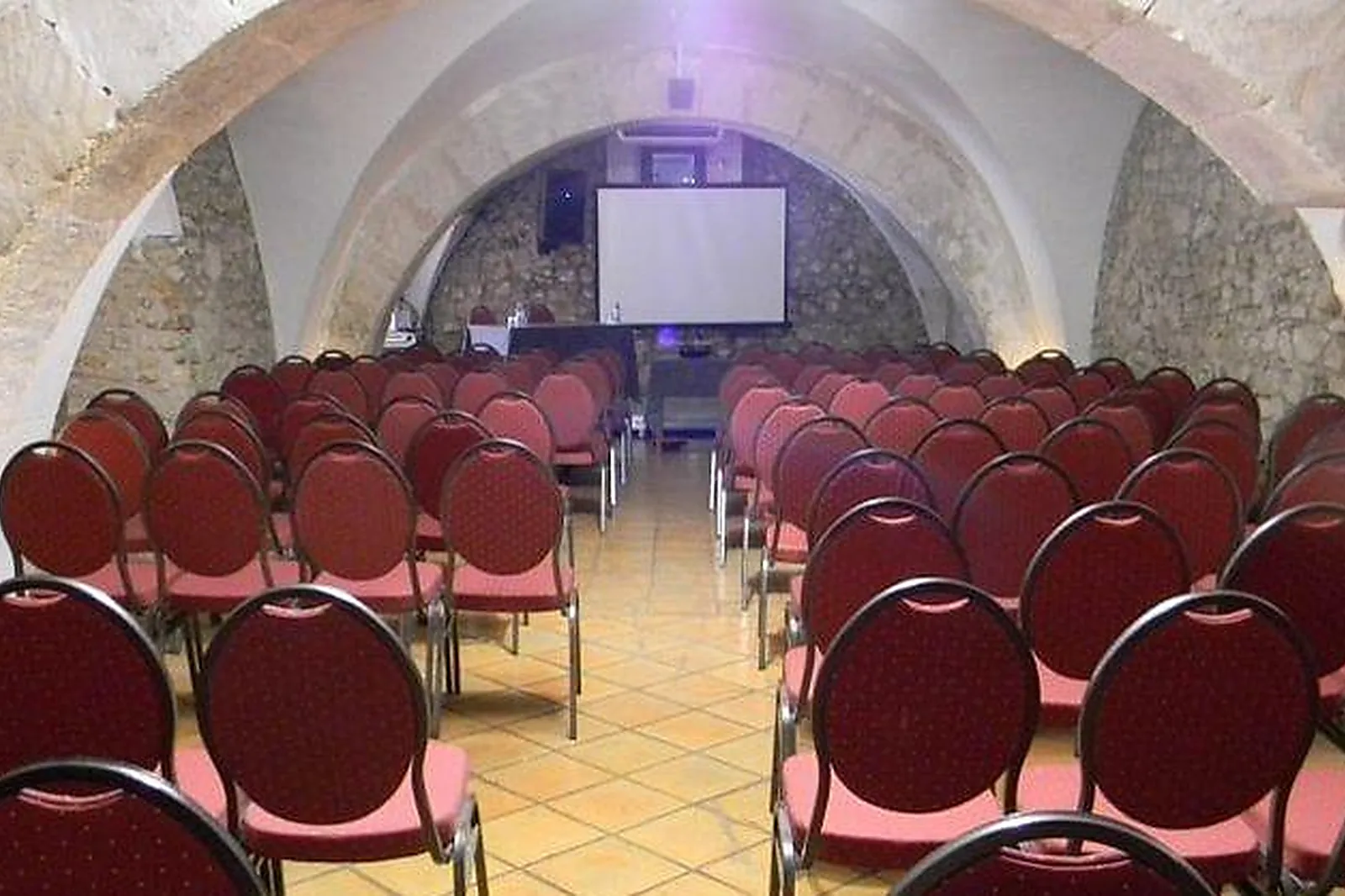 Lieux événementiels, CHÂTEAU DES CREISSAUDS