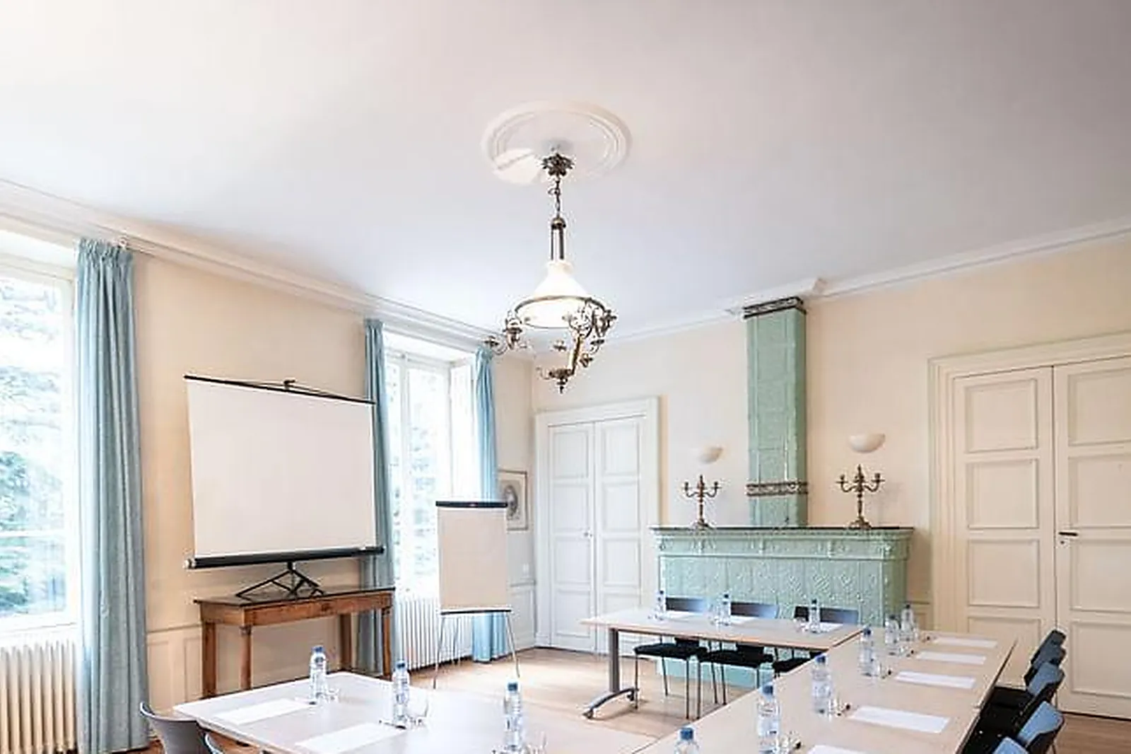 Lieux événementiels, CHÂTEAU DES RAVATYS