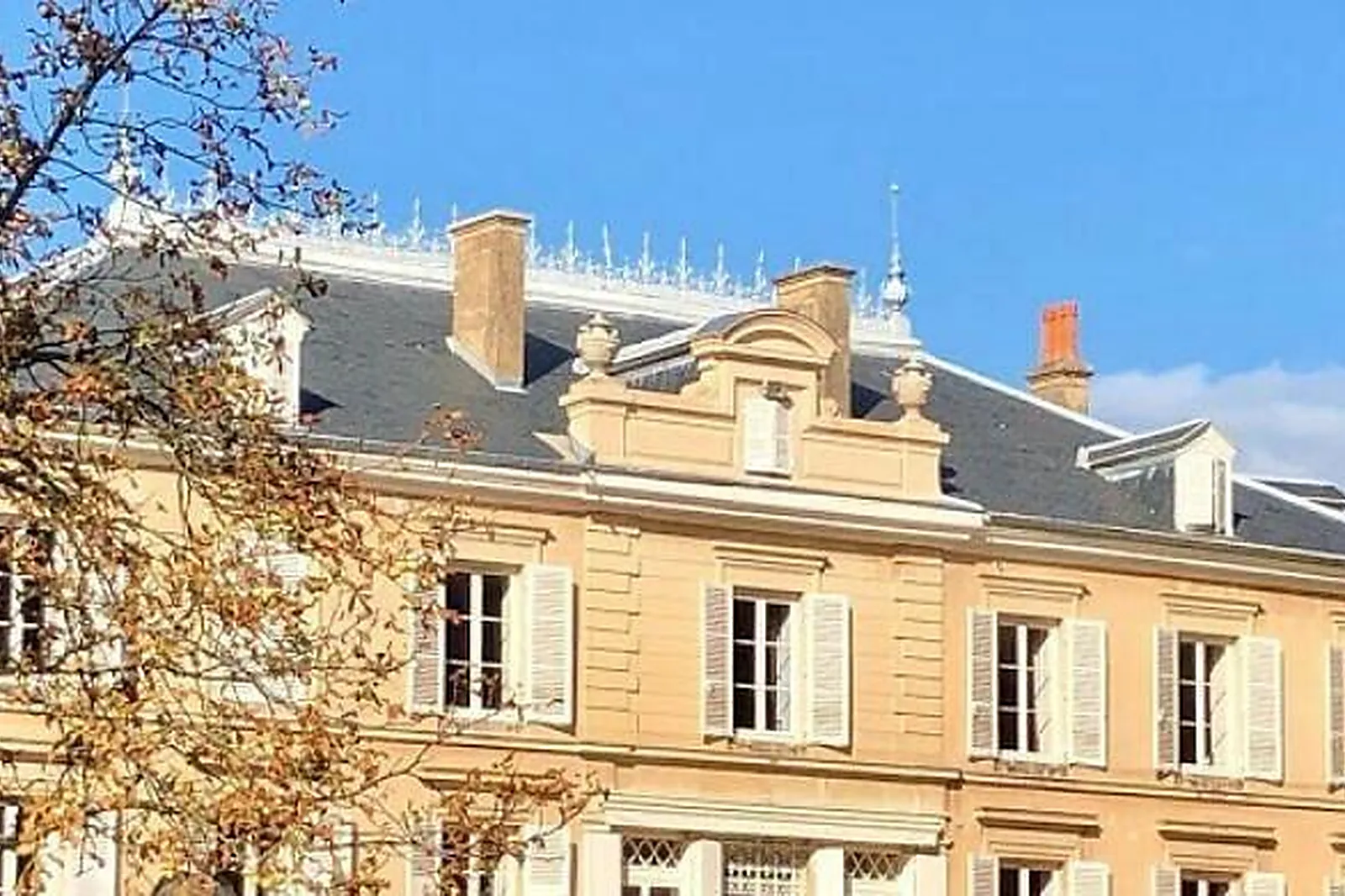 Lieux événementiels, CHÂTEAU DES RAVATYS