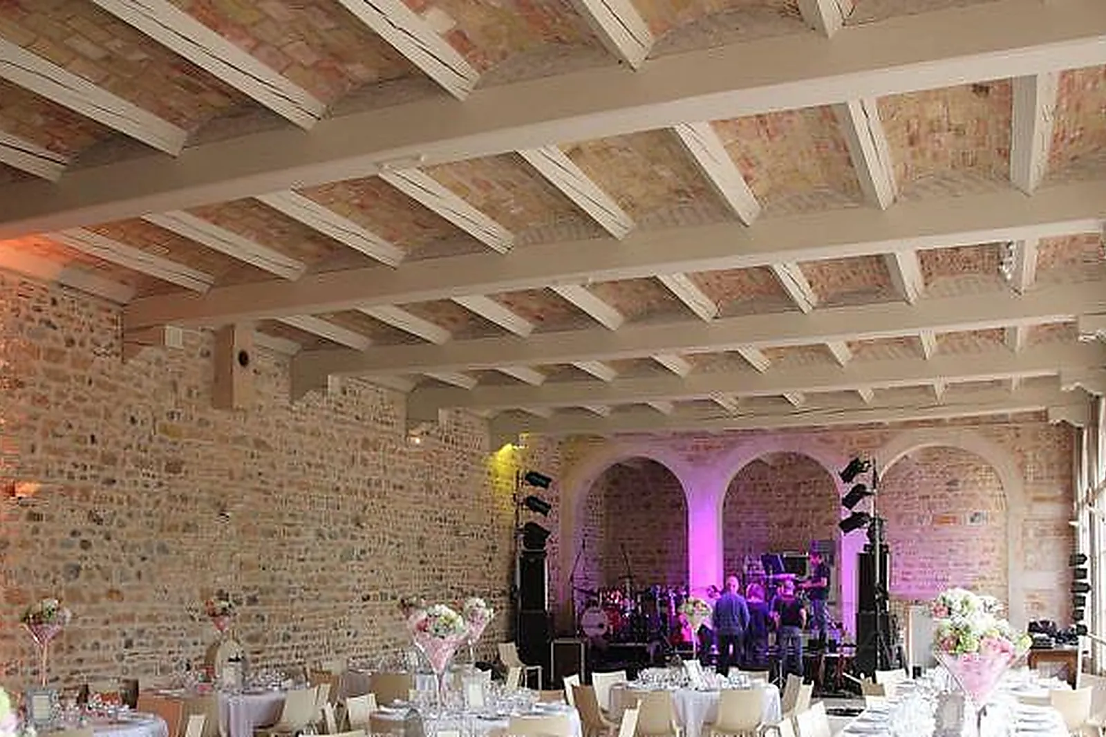 Lieux événementiels, CHÂTEAU DES RAVATYS