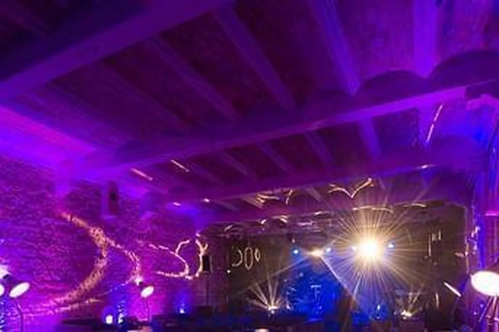 Lieux événementiels, CHÂTEAU DES RAVATYS