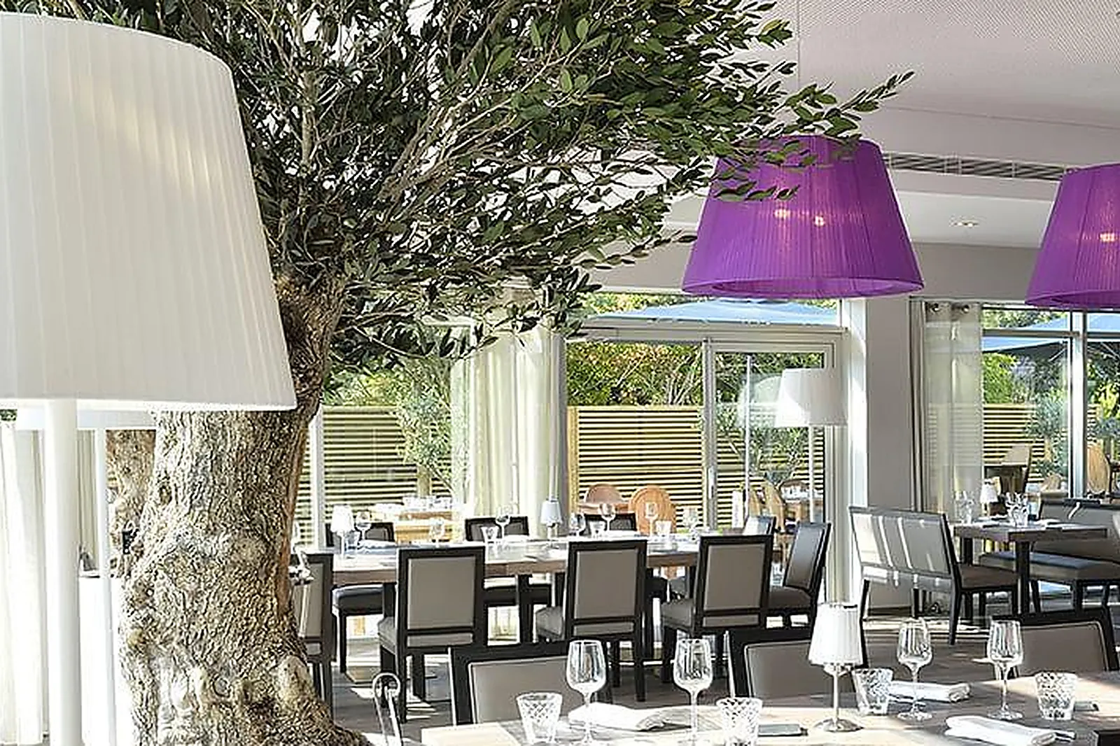 Lieux événementiels, CHÂTEAU DES TOURELLES THALASSO & SPA ****