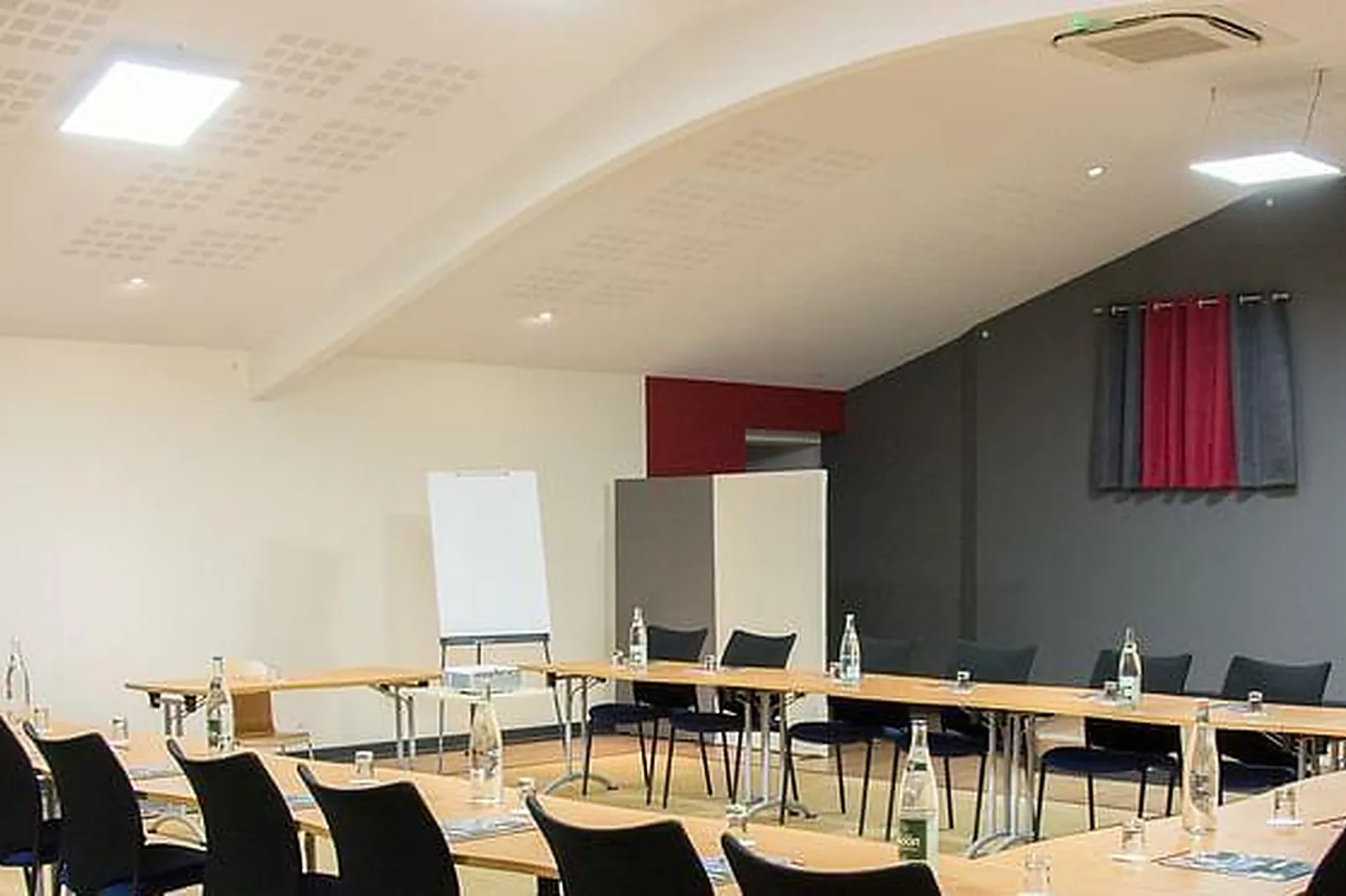 Lieux événementiels, CHÂTEAU DU BOISNIARD *****