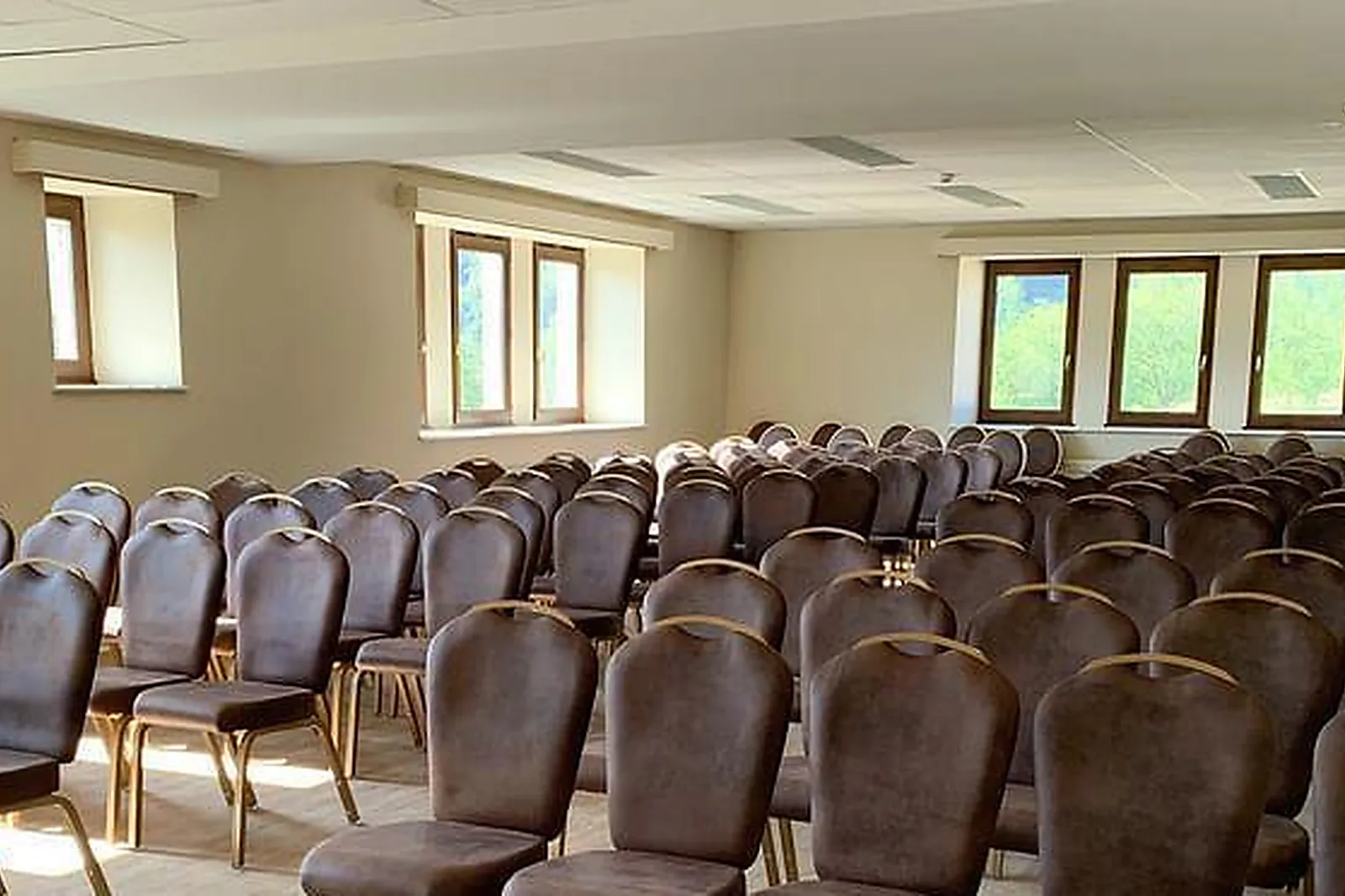 Lieux événementiels, CHÂTEAU DU CHAPEAU CORNU