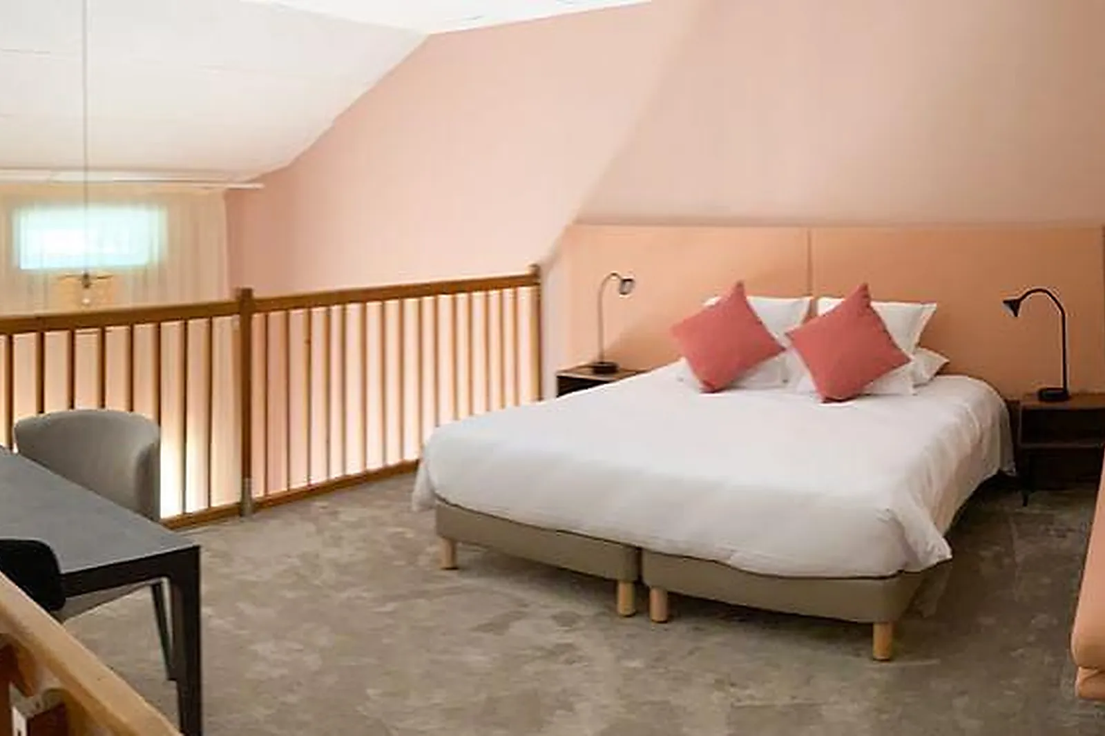 Lieux événementiels, CHÂTEAU DU CHAPEAU CORNU