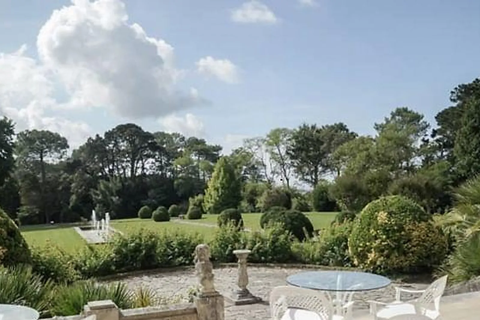 Lieux événementiels, CHÂTEAU DU CLAIR DE LUNE ****