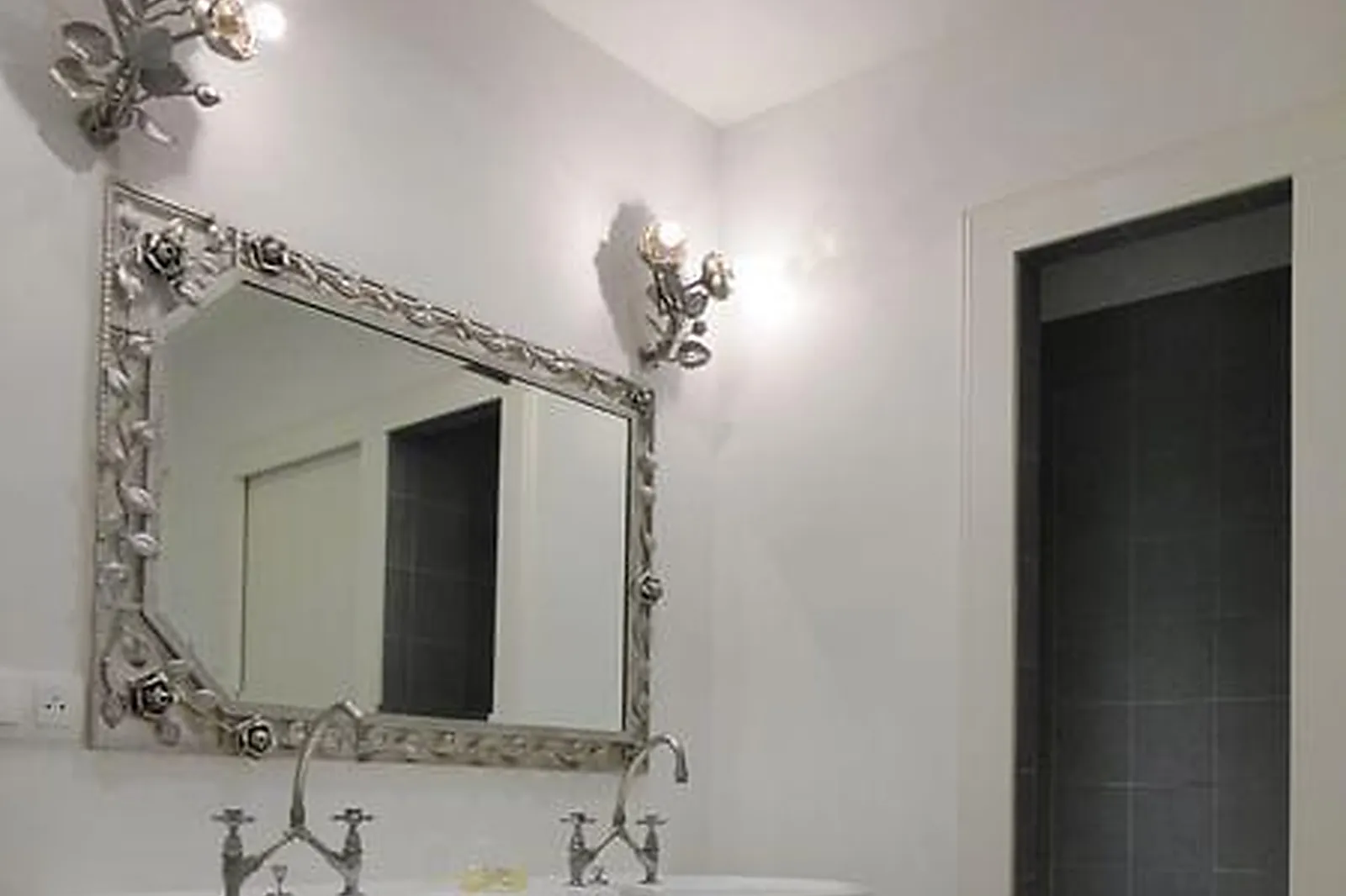 Lieux événementiels, CHÂTEAU DU CLAIR DE LUNE ****