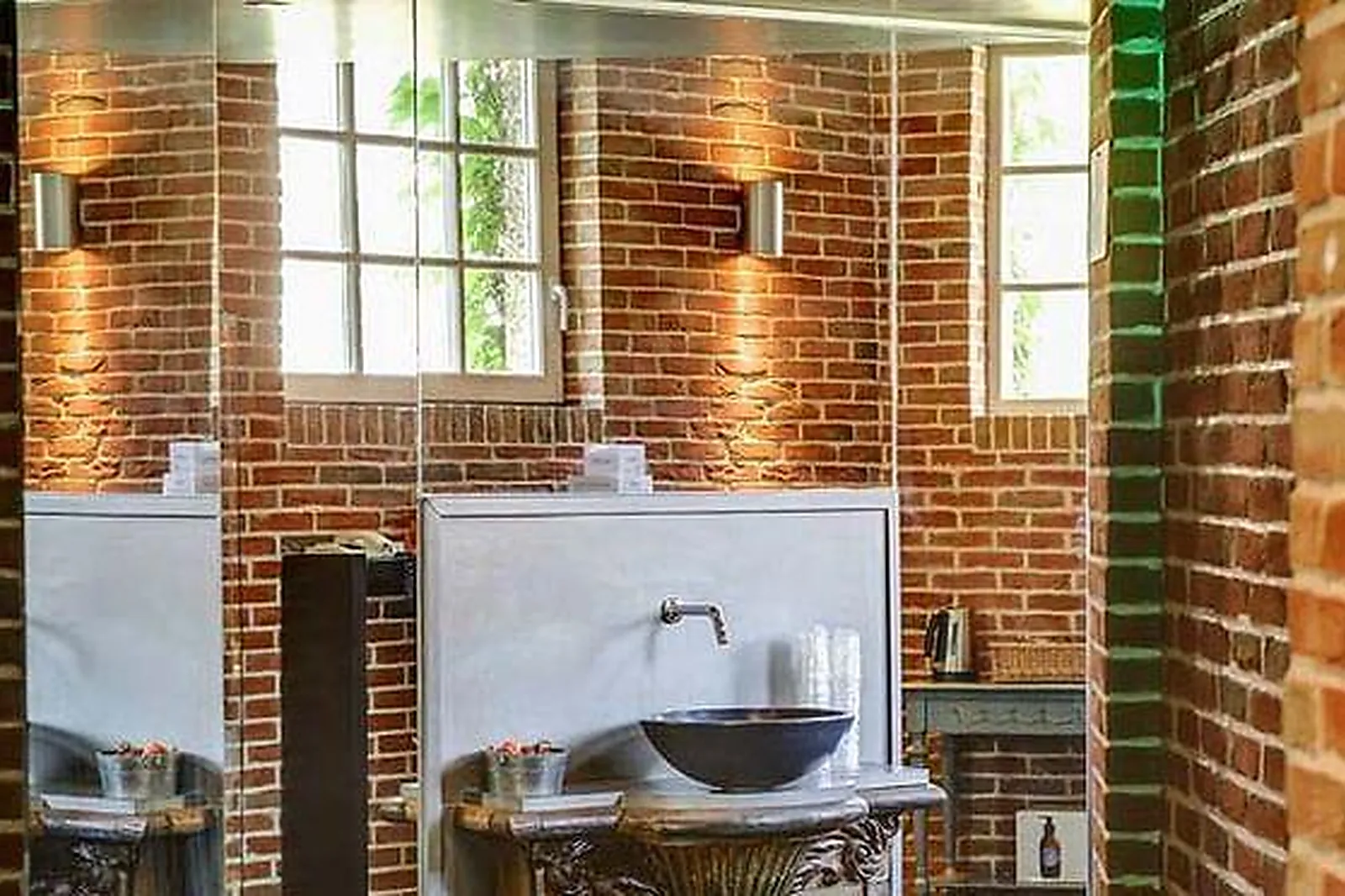 Lieux événementiels, CHÂTEAU D'ÉTOGES ****