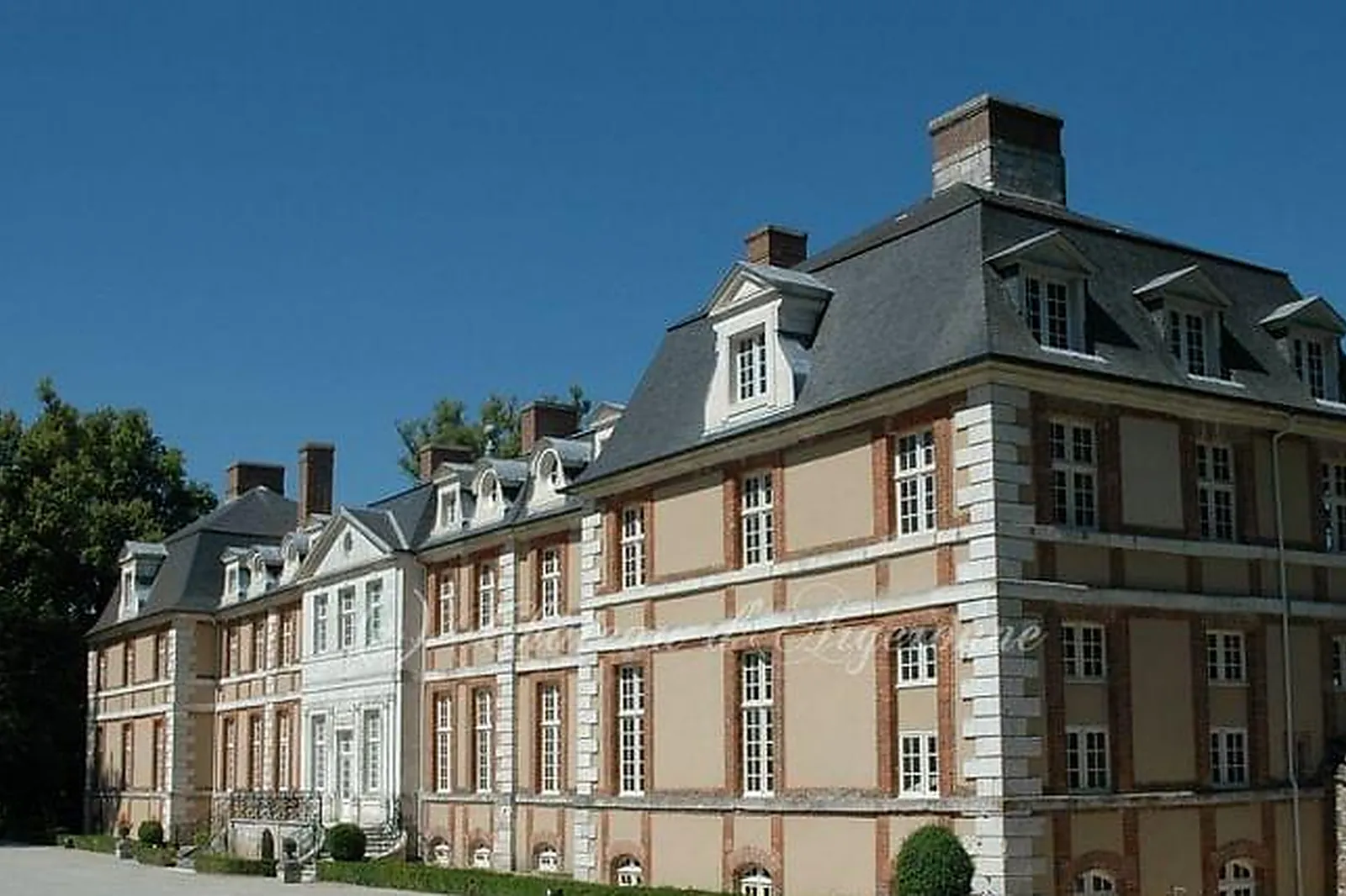 Lieux événementiels, CHÂTEAU D’ARGERONNE