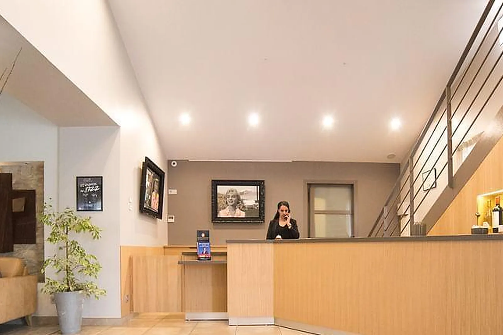 Lieux événementiels, CHÂTEAU L'HOSPITALET *****