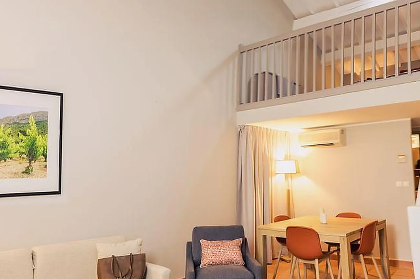 Lieux événementiels, CHÂTEAU L'HOSPITALET *****