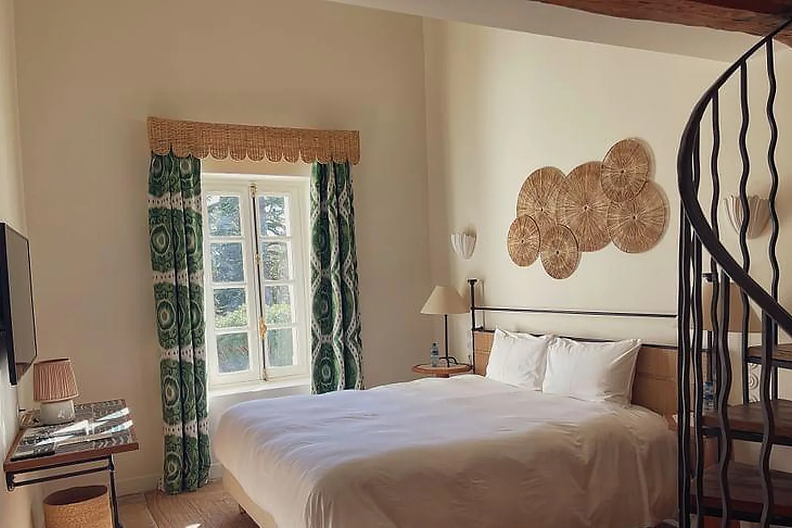 Lieux événementiels, CHÂTEAU LES CROSTES