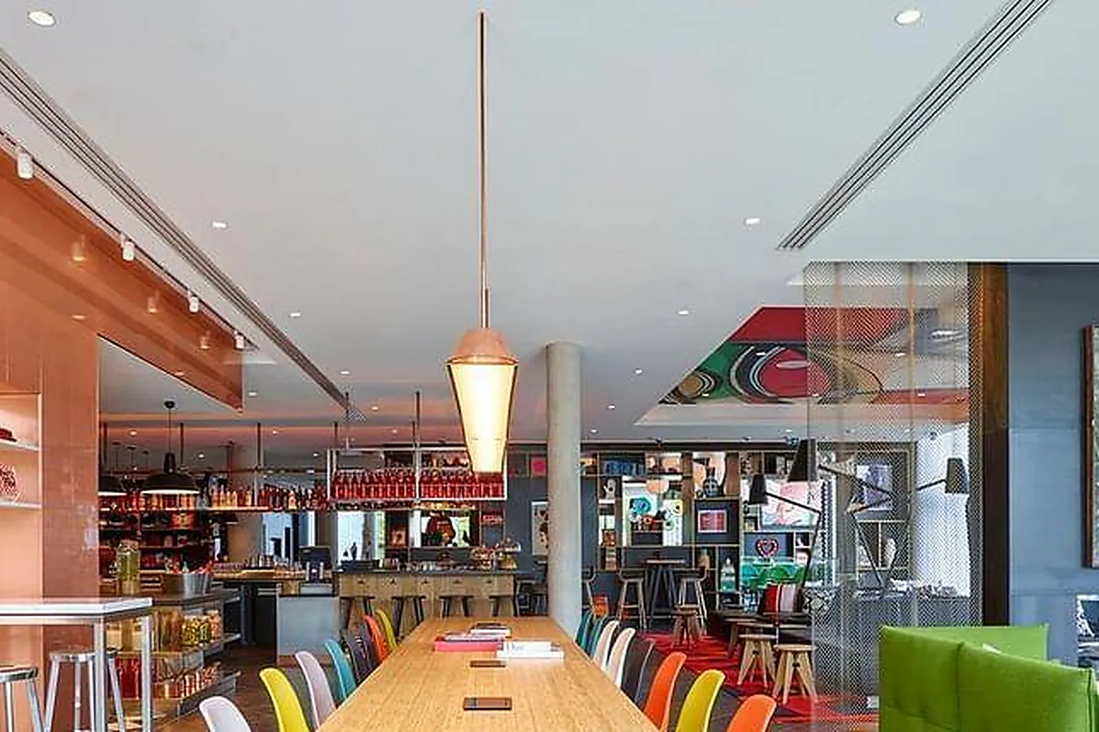 Lieux événementiels, CITIZENM LA DÉFENSE HÔTEL****