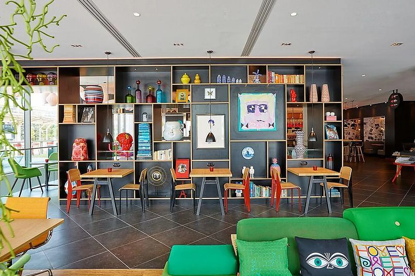 Lieux événementiels, CITIZENM LA DÉFENSE HÔTEL****