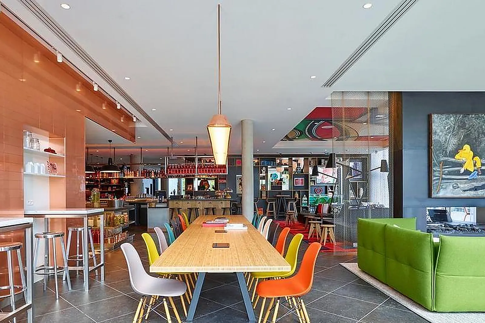 Lieux événementiels, CITIZENM LA DÉFENSE HÔTEL****