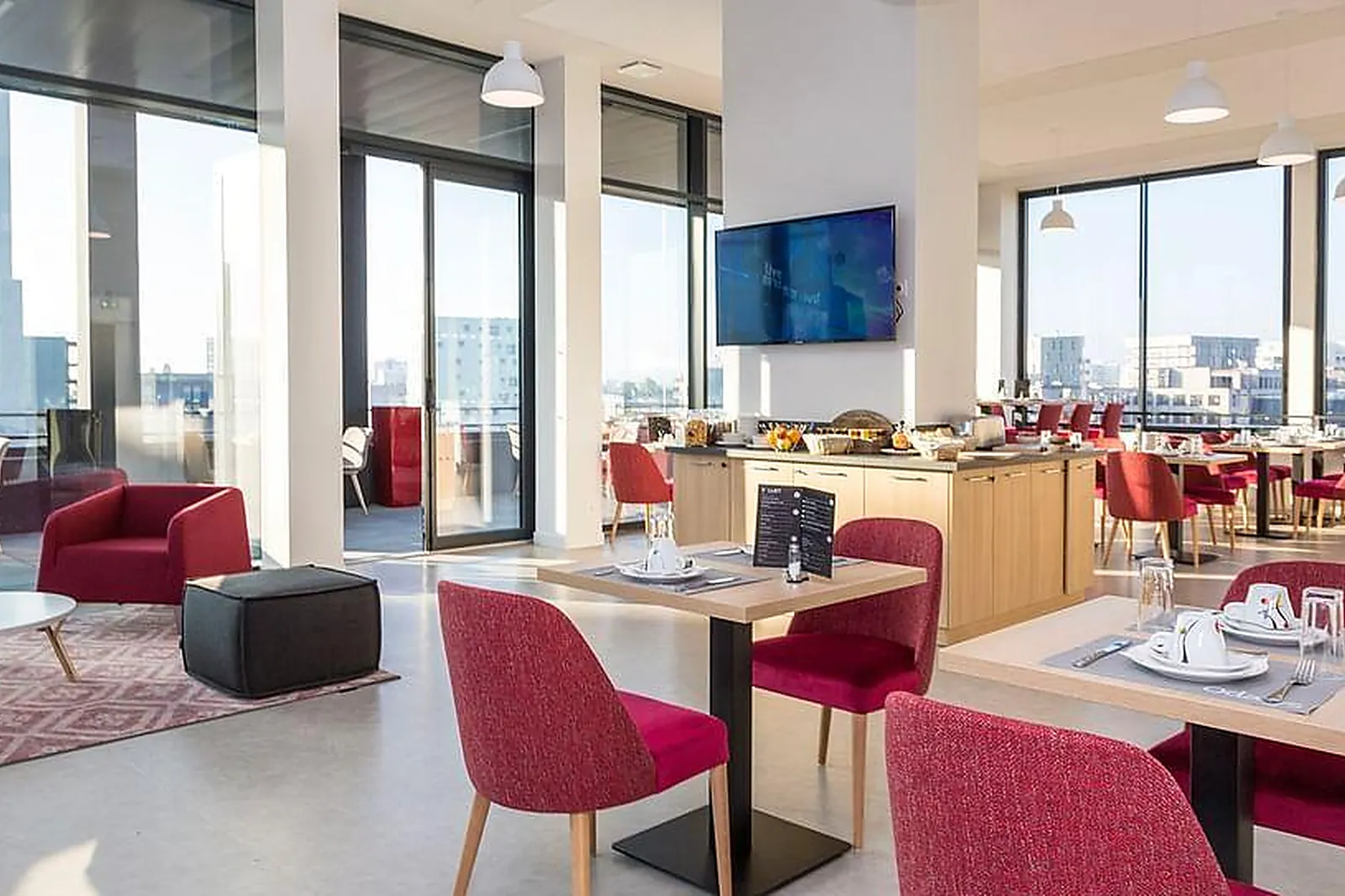 Lieux événementiels, CITÉ DES CONGRÈS ILE DE NANTES ***