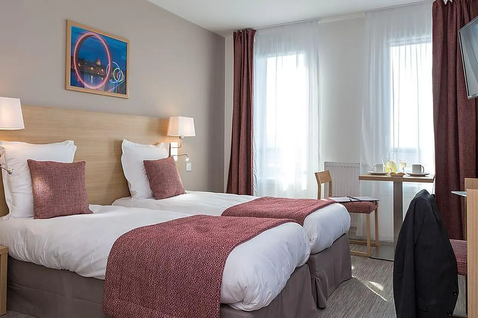 Lieux événementiels, CITÉ DES CONGRÈS ILE DE NANTES ***