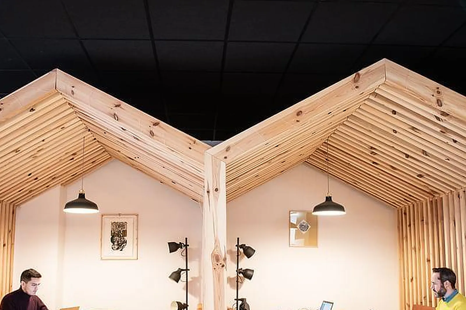 Lieux événementiels, CLOCKWORK COWORKING CAFÉ