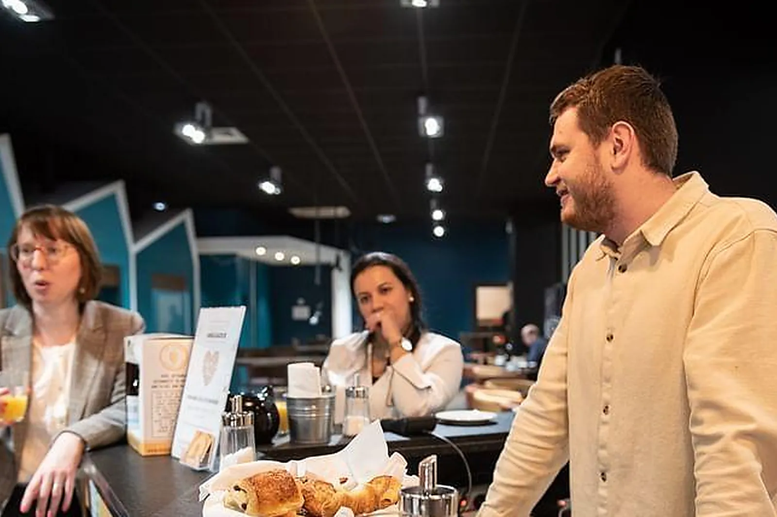 Lieux événementiels, CLOCKWORK COWORKING CAFÉ