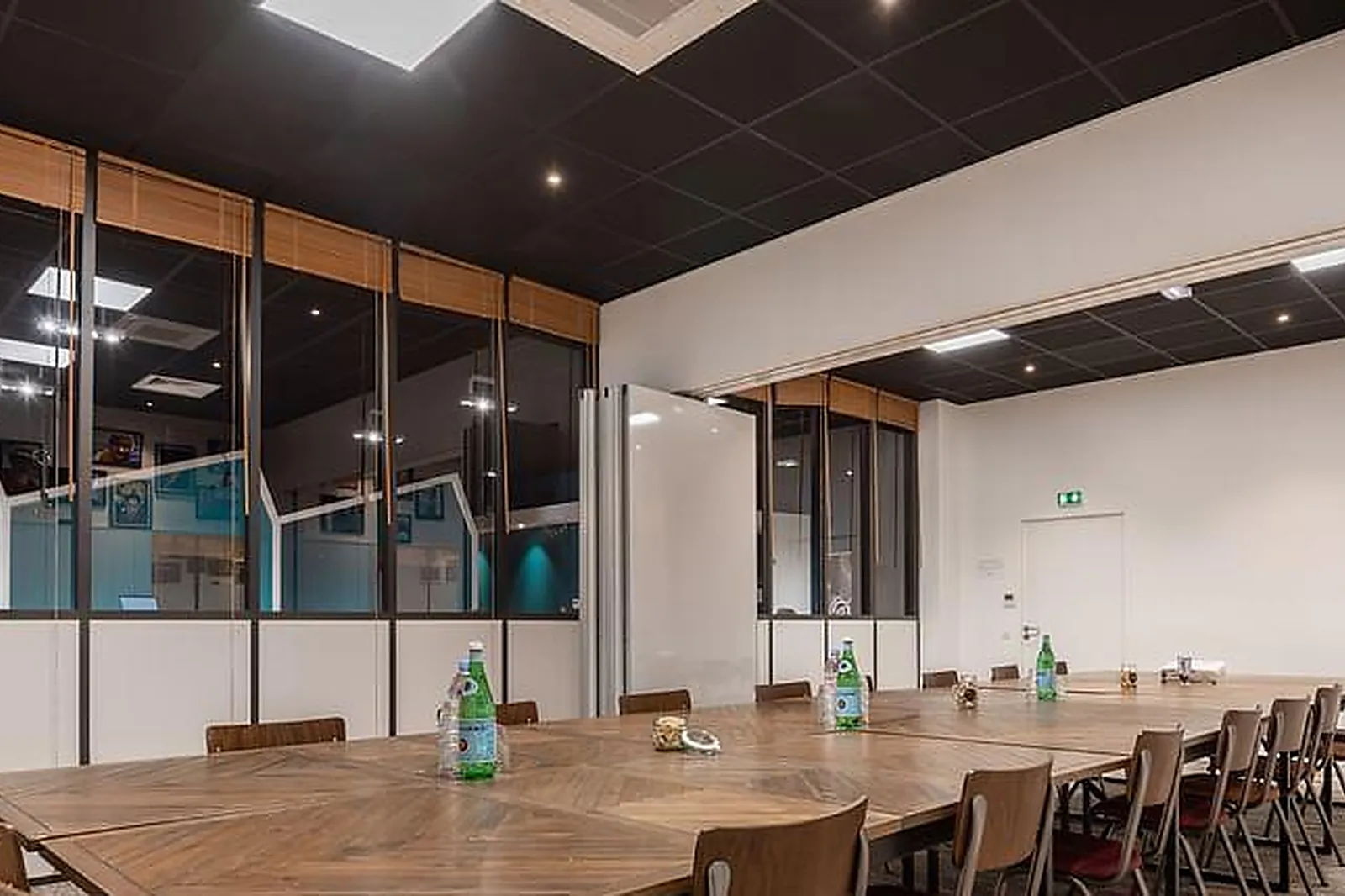 Lieux événementiels, CLOCKWORK COWORKING CAFÉ