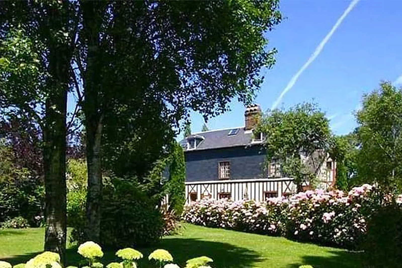 Lieux événementiels, CLOS DEAUVILLE SAINT - GATIEN ***