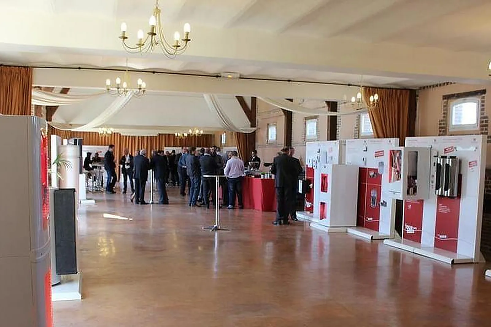 Lieux événementiels, CLOS DE LA VAUPALIÈRE ***