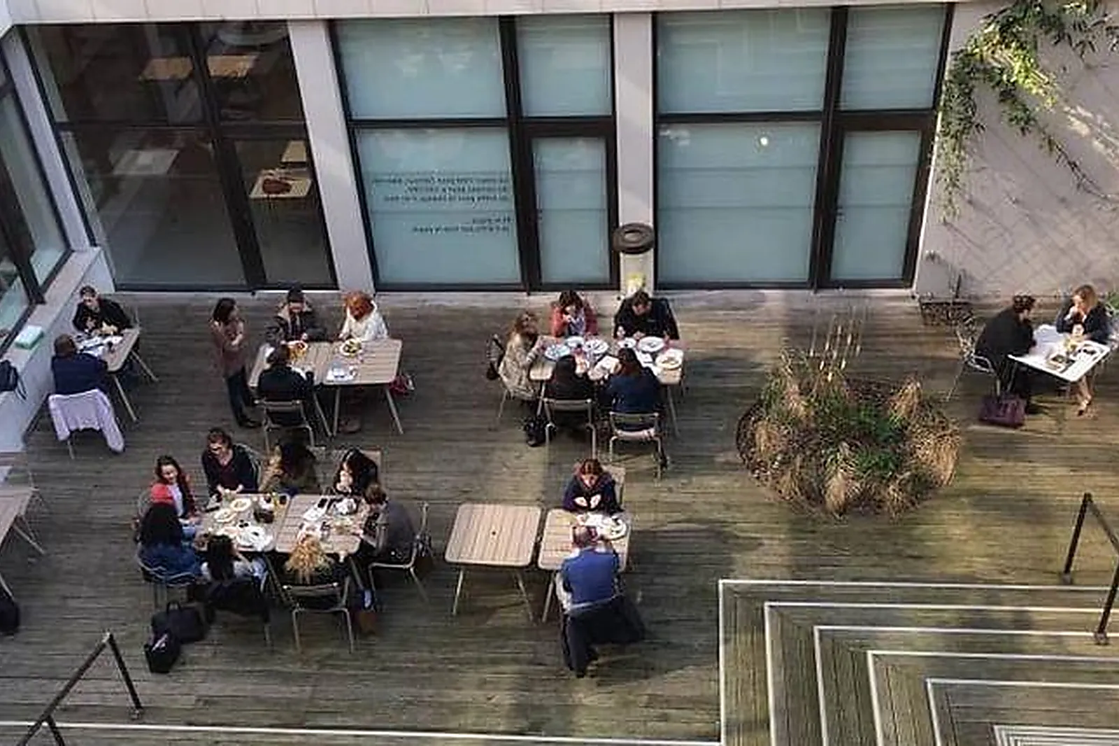 Lieux événementiels, COFFEE BOOK