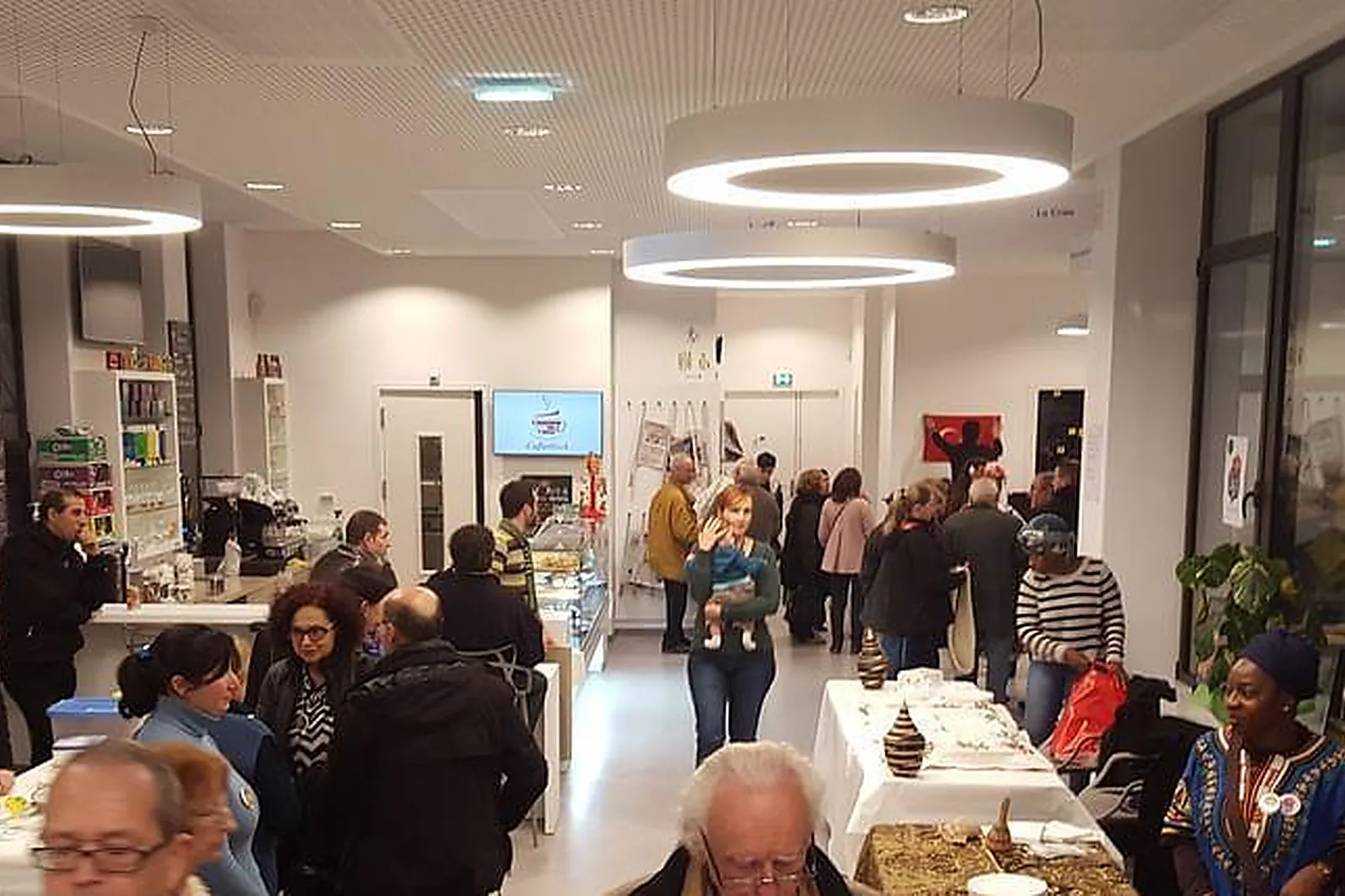 Lieux événementiels, COFFEE BOOK