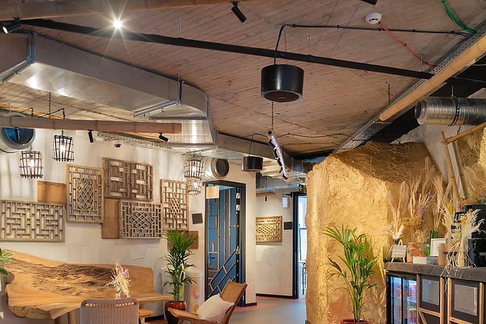 Lieux événementiels, COMET LOUISE