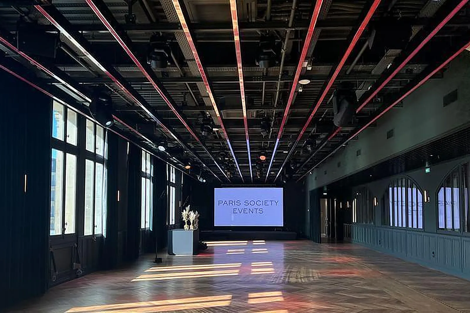 Lieux événementiels, COMPAGNIE 1837