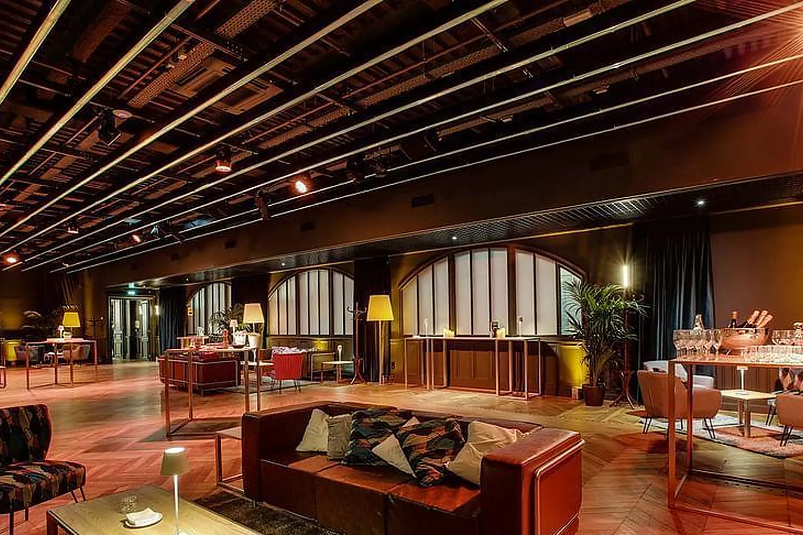 Lieux événementiels, COMPAGNIE 1837