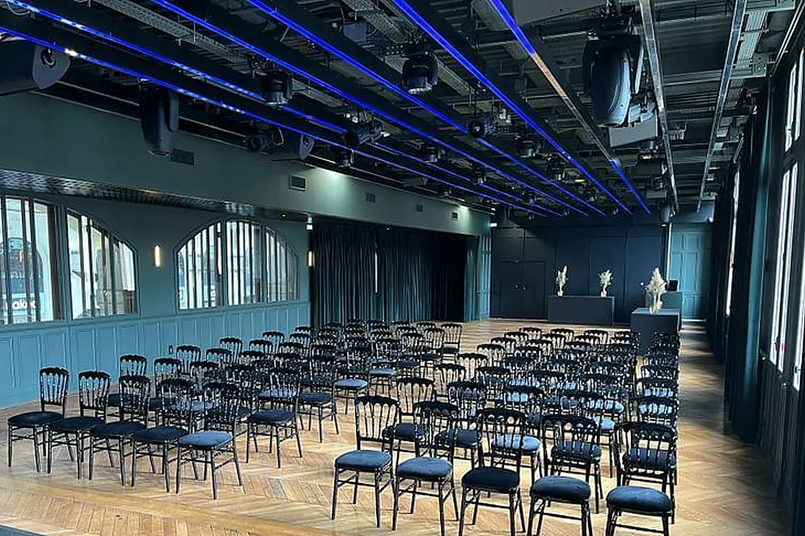 Lieux événementiels, COMPAGNIE 1837