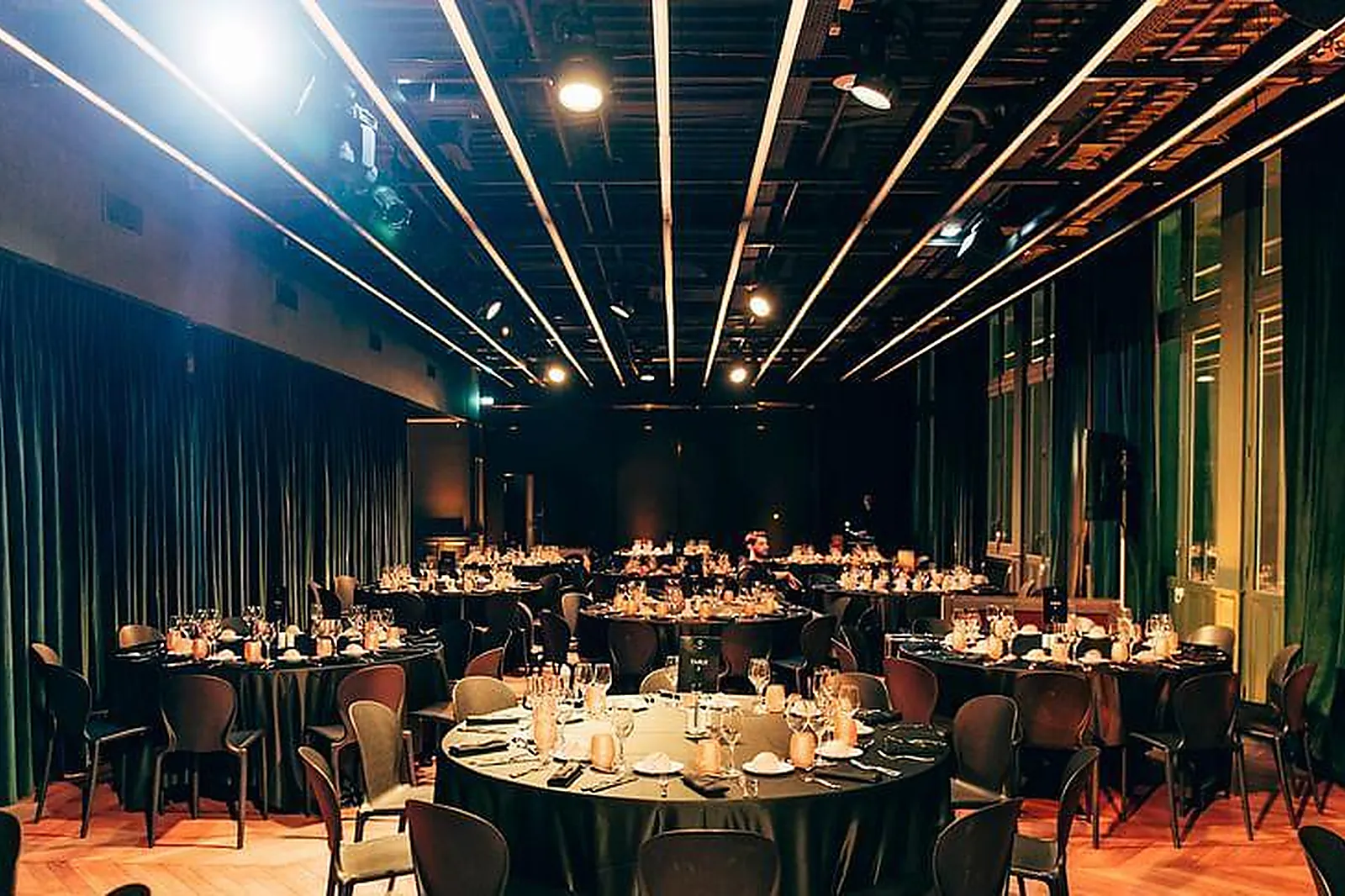 Lieux événementiels, COMPAGNIE 1837