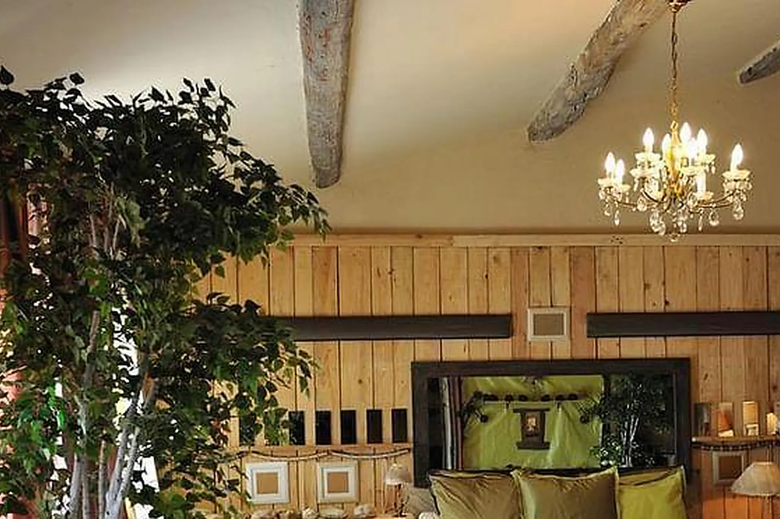 Lieux événementiels, GÎTE LA CHARRETTE FLEURIE