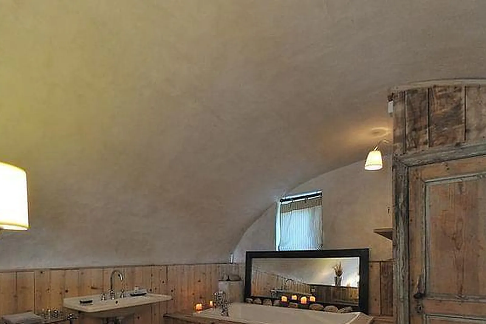 Lieux événementiels, GÎTE LA CHARRETTE FLEURIE