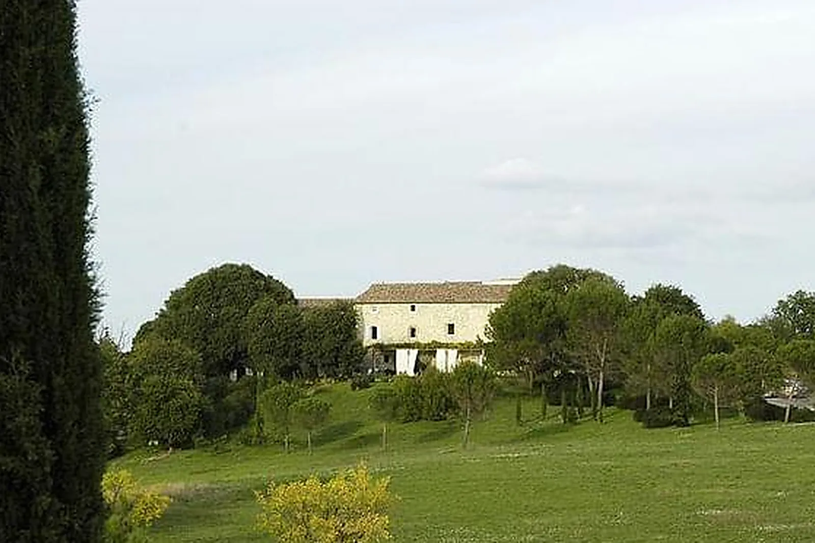 Lieux événementiels, GÎTE LA CHARRETTE FLEURIE
