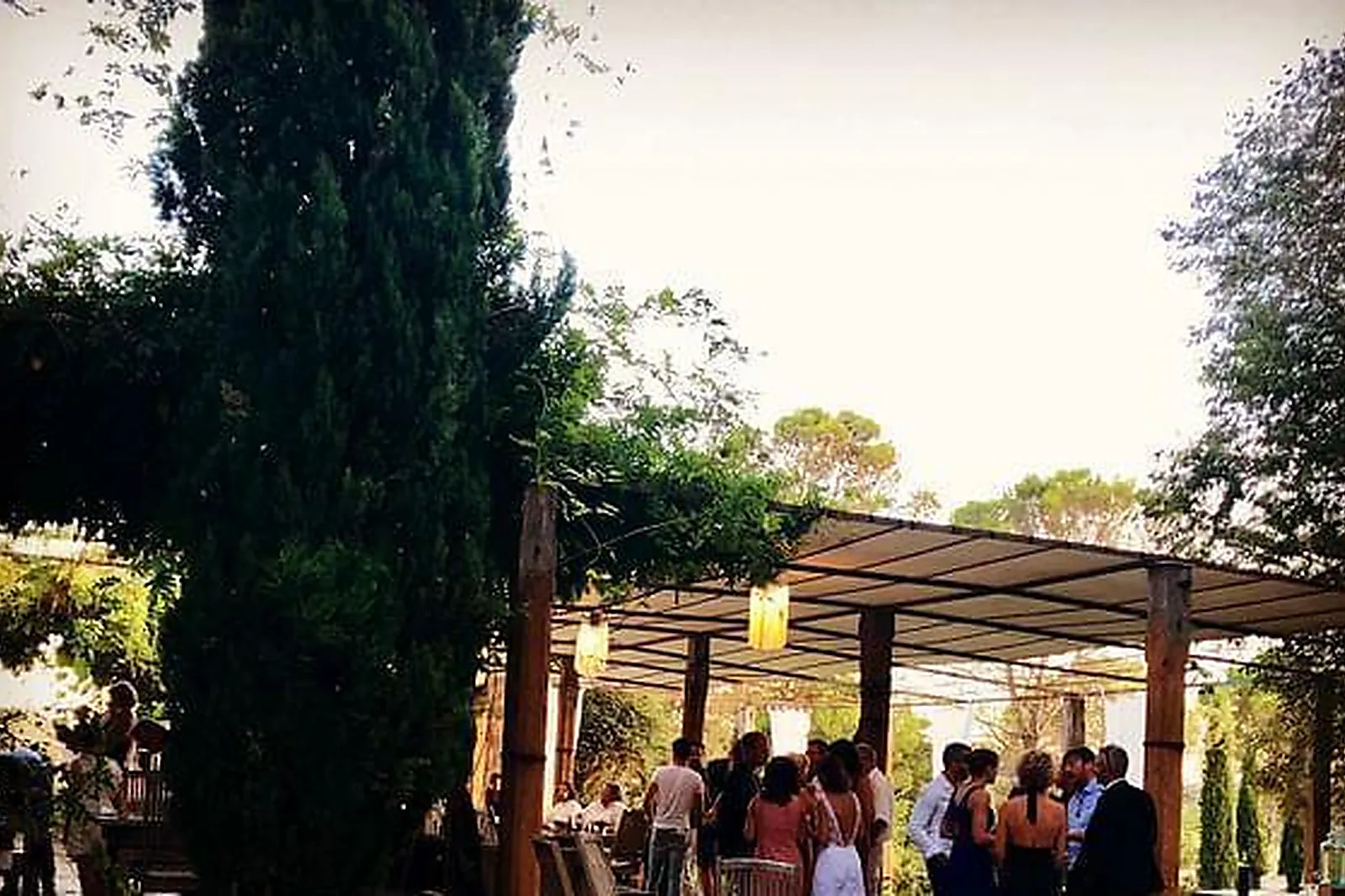 Lieux événementiels, GÎTE LA CHARRETTE FLEURIE