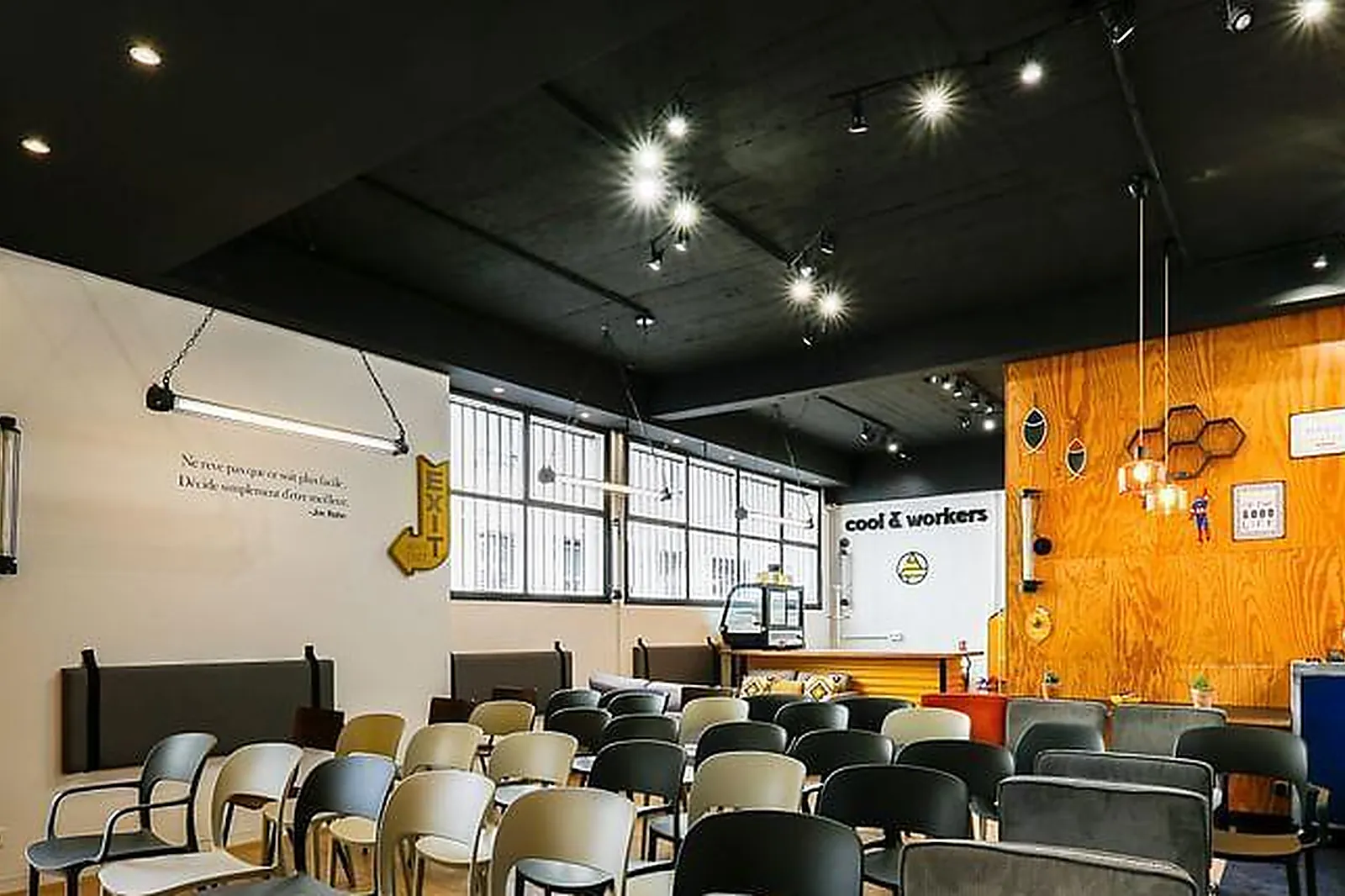 Lieux événementiels, COOL AND WORKERS DAHOMEY