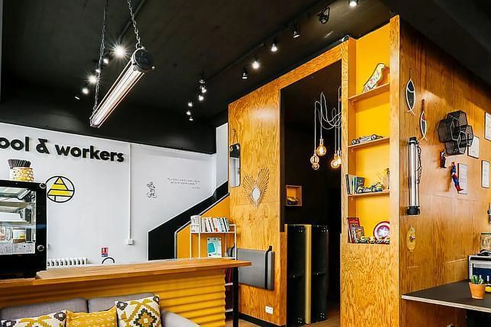 Lieux événementiels, COOL AND WORKERS DAHOMEY