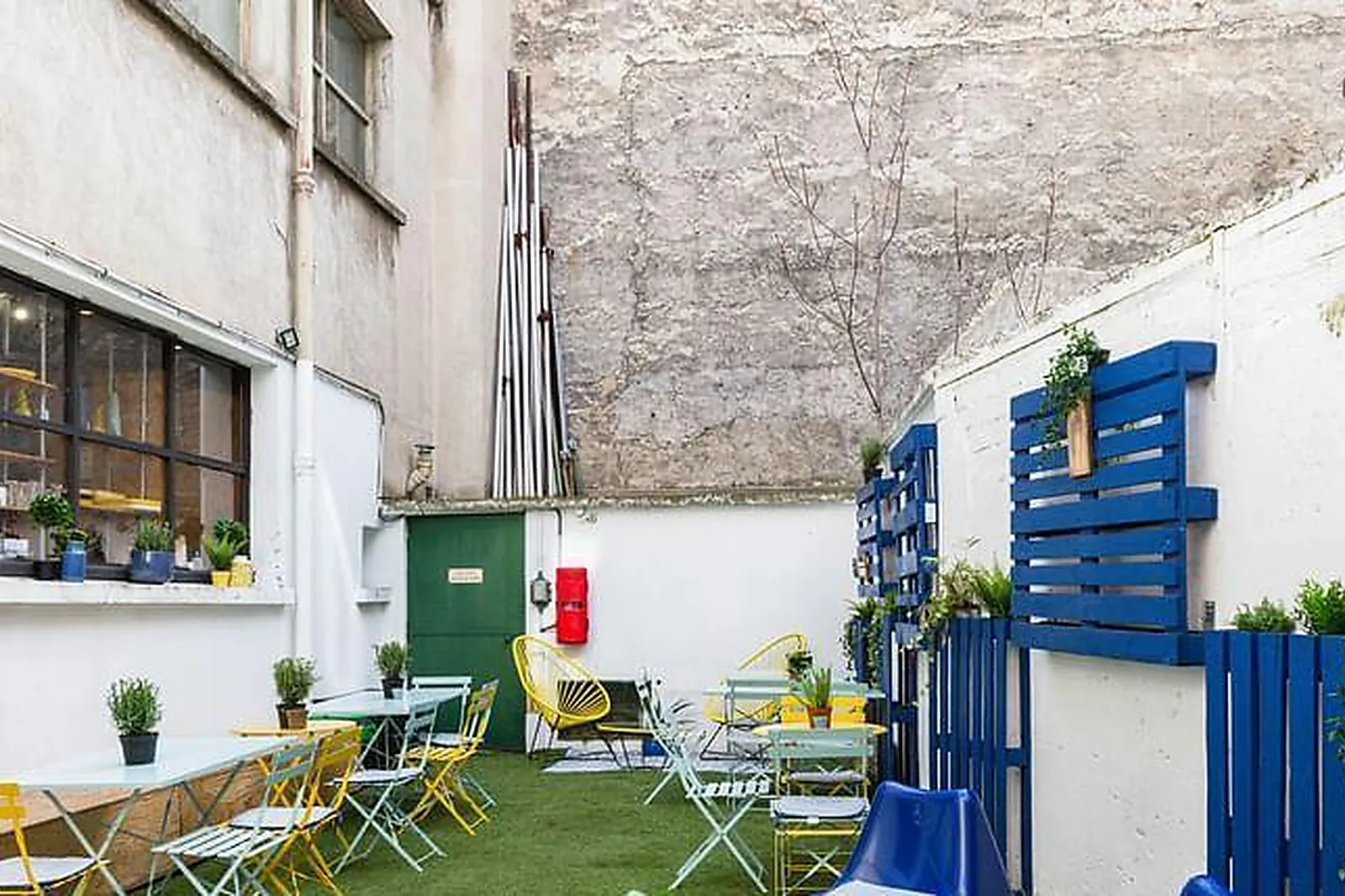 Lieux événementiels, COOL AND WORKERS DAHOMEY