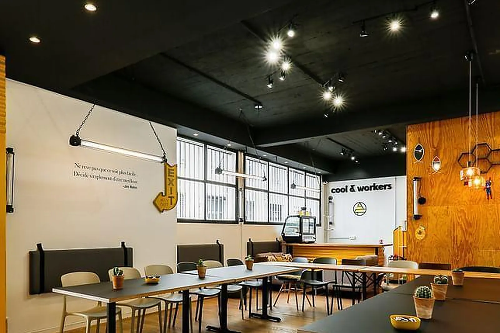 Lieux événementiels, COOL AND WORKERS DAHOMEY